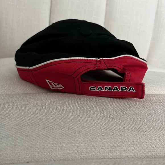 New Era Hockey Canada dad hat - Picture 3 of 3